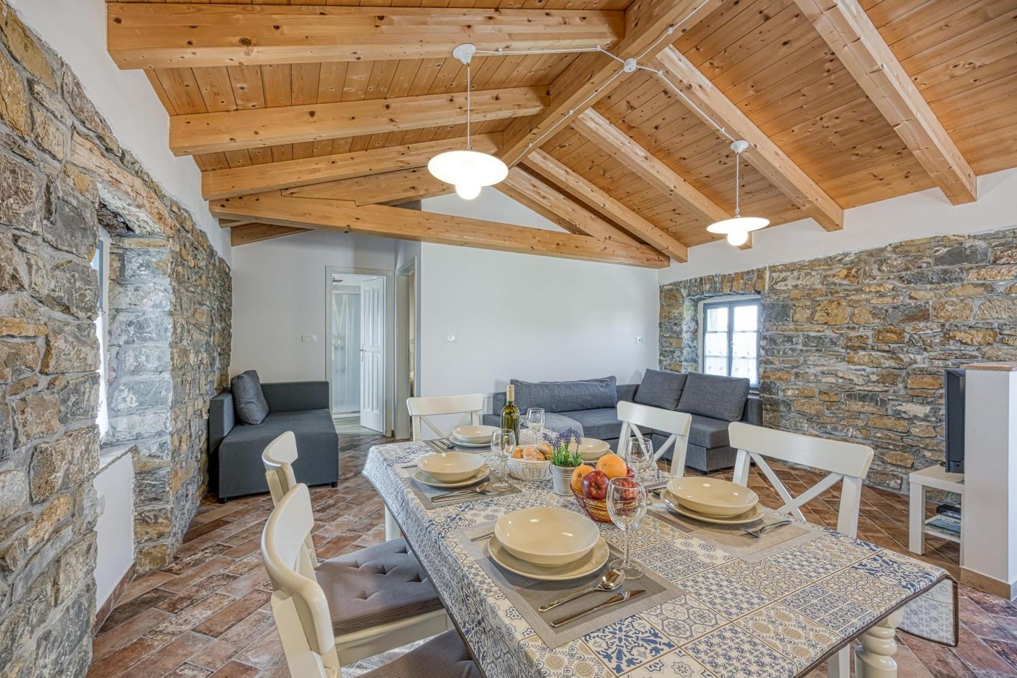 Ferienwohnung Istrian Casa Pr Marici Pobegi Exterior foto