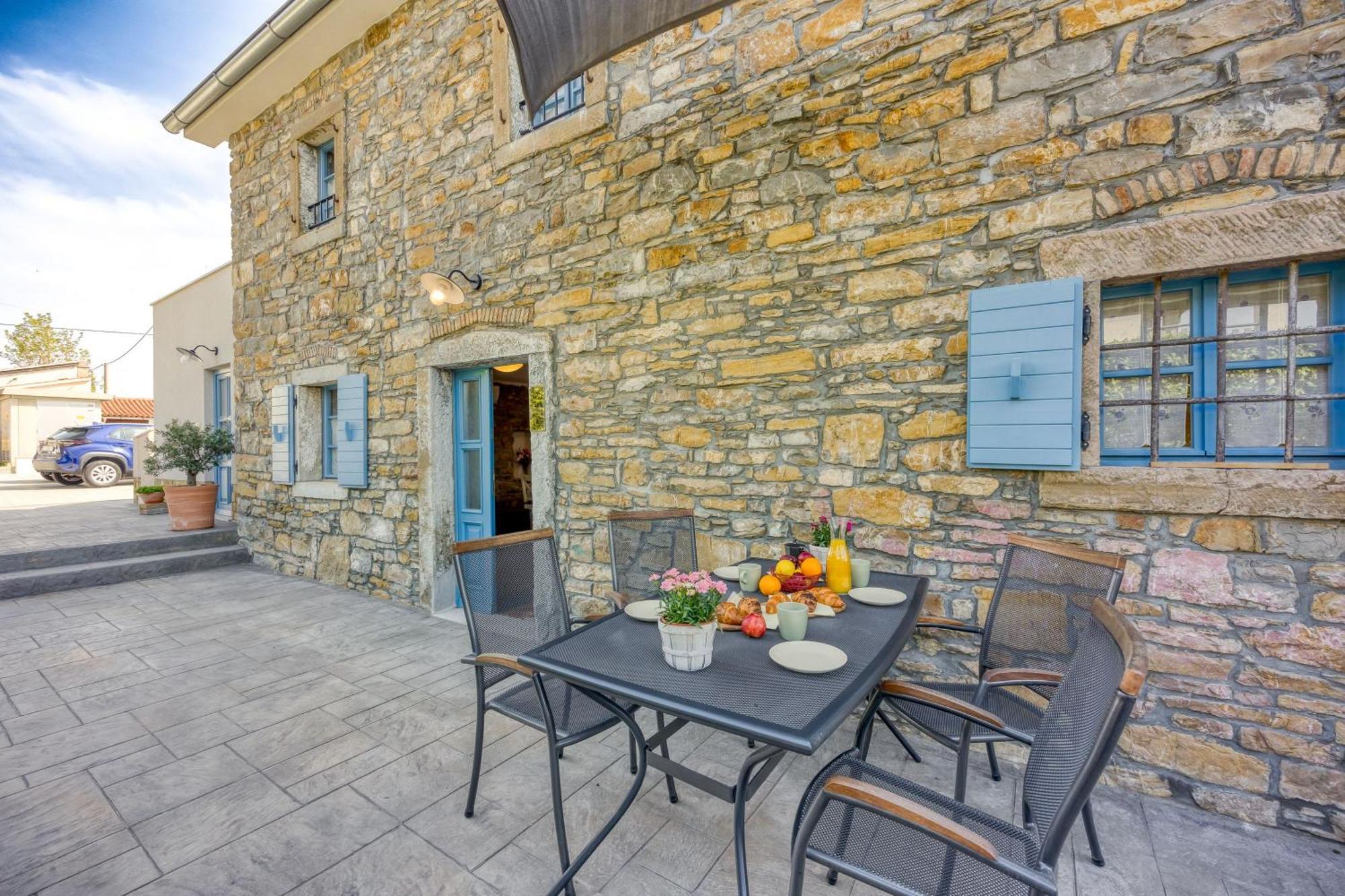 Ferienwohnung Istrian Casa Pr Marici Pobegi Exterior foto