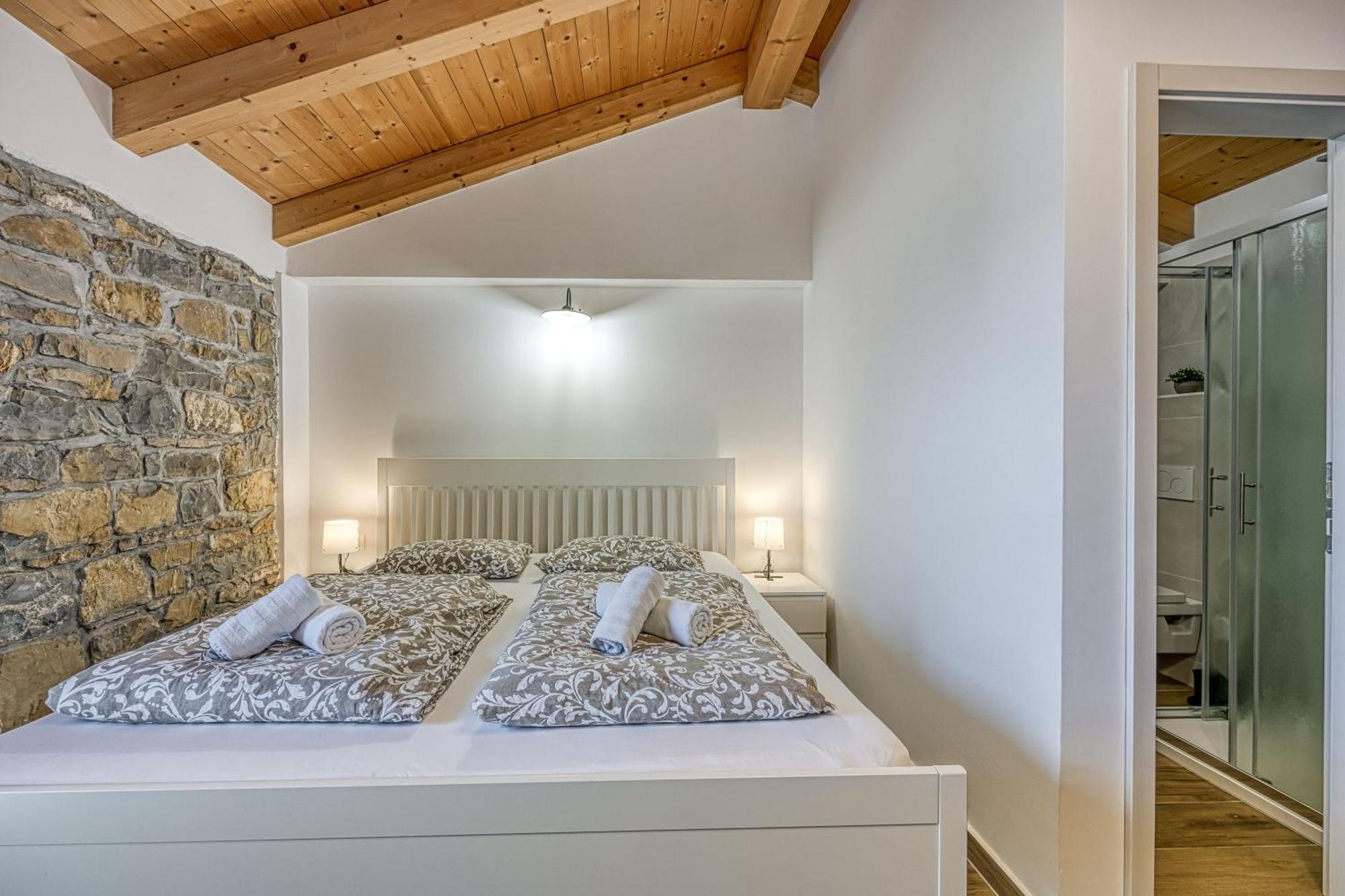 Ferienwohnung Istrian Casa Pr Marici Pobegi Exterior foto